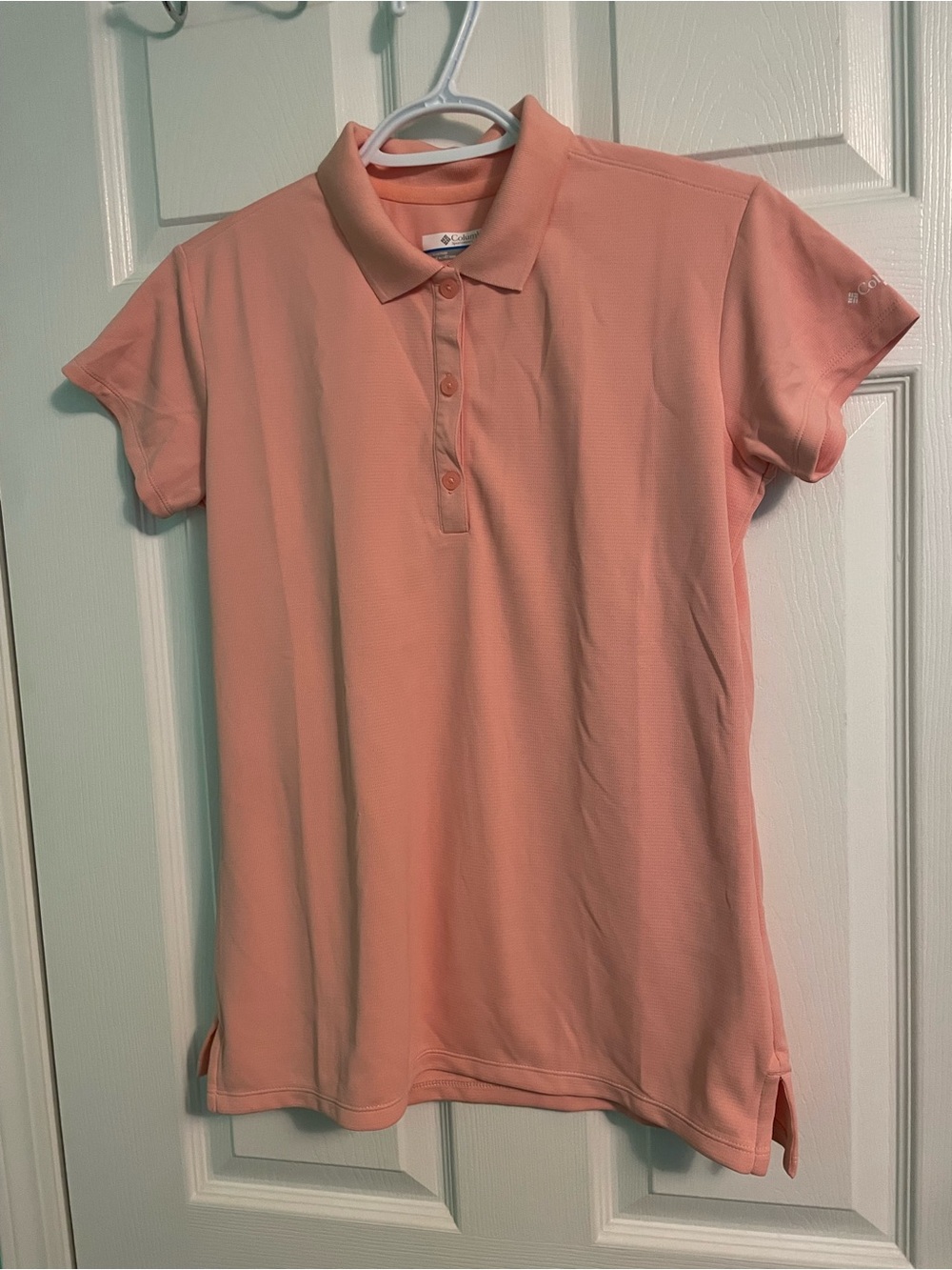 Columbia Women’s Peach Short-Sleeve Button-Down Polo